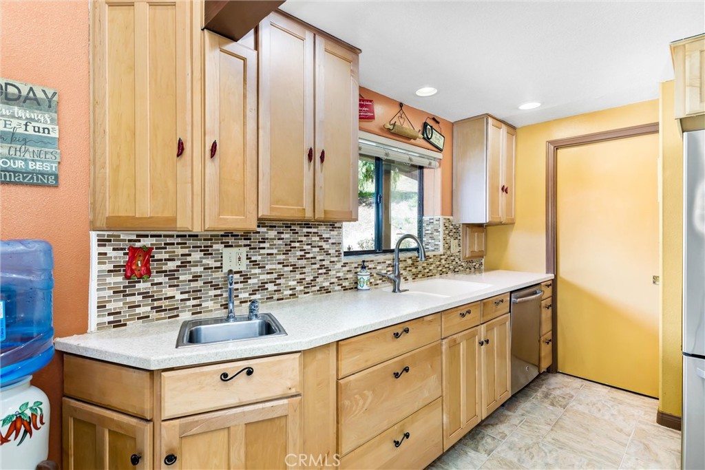 30260 San Timoteo Canyon Road Redlands, CA 92373 - Photo 23 of 66