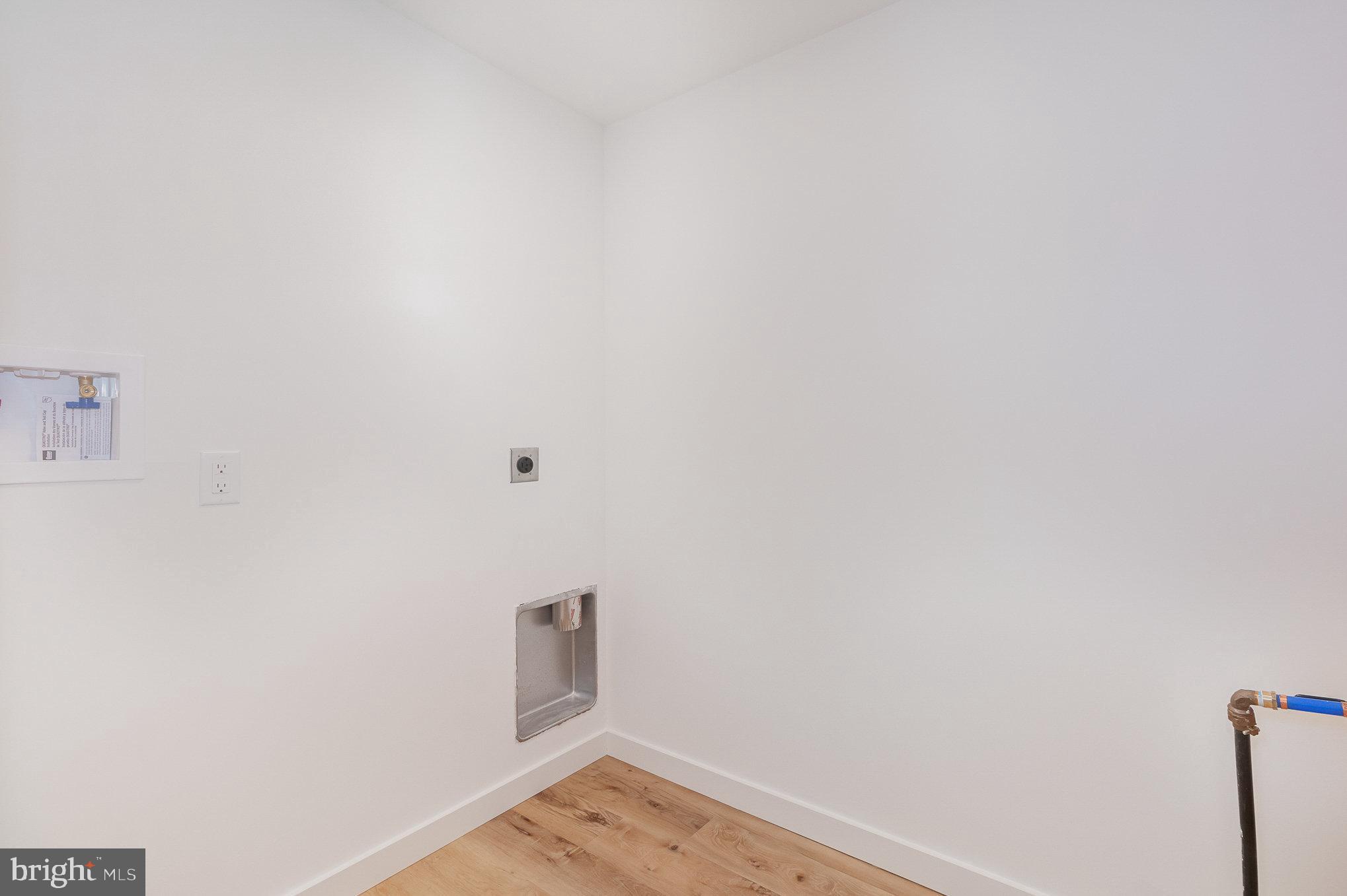 23 Hamilton Road Boiling Springs, PA 17007 - Photo 24 of 30 Laundry Room