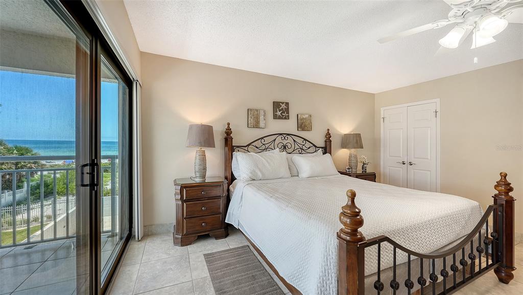 1001 Point Of Rocks Road, Unit 310 Sarasota, FL 34242 - Photo 25 of 33 Gallery Image 25