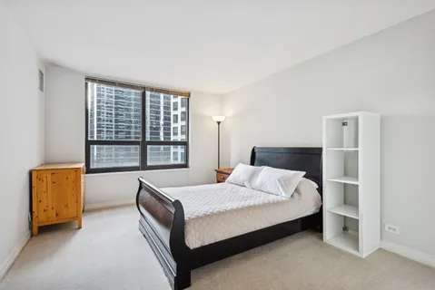 $280,000 | 401 East Ontario Street, Unit 1604, Chicago, IL 60611
