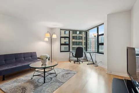 $280,000 | 401 East Ontario Street, Unit 1604, Chicago, IL 60611