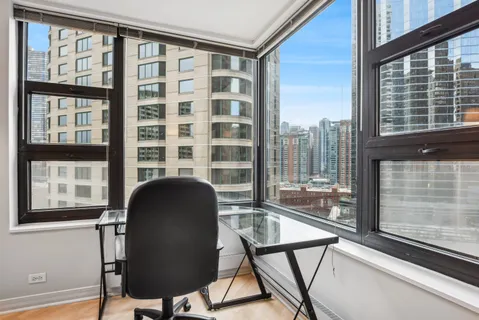 $280,000 | 401 East Ontario Street, Unit 1604, Chicago, IL 60611
