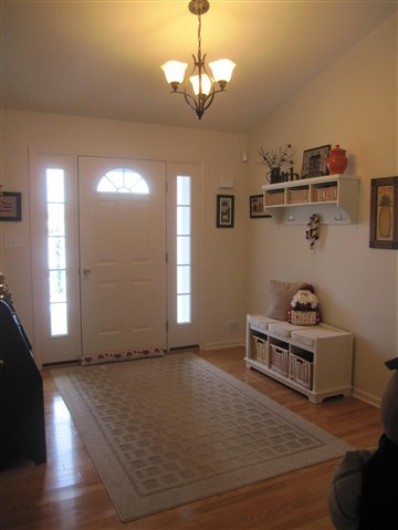 76 Ridgewood Drive Halfmoon, NY 12118 - Photo 2 of 10 Photo 2