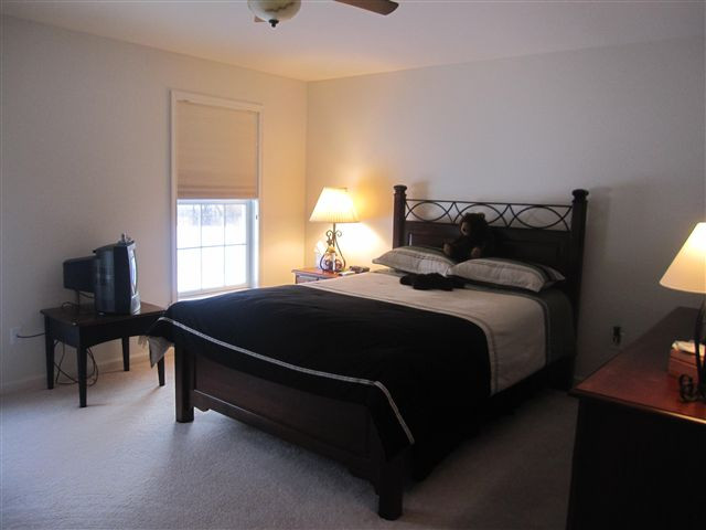 76 Ridgewood Drive Halfmoon, NY 12118 - Photo 8 of 10 Photo 8
