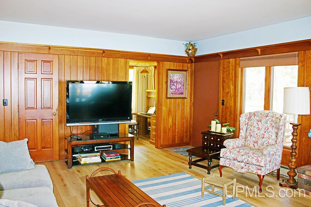 6 Middle Island Point Road Marquette, MI 49855 - Photo 20 of 50 Gallery Image 20