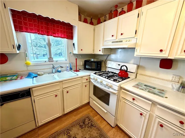 $199,900 | 1839 Swift Road, Pompey, NY 13063