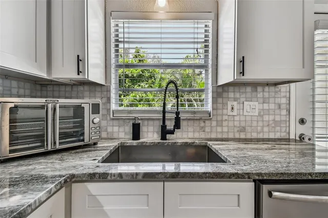 $3,500 | 1763 Montana Avenue Northeast, St. Petersburg, FL 33703