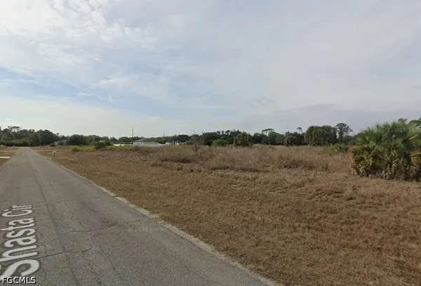 $27,999 | 7026 Shasta Circle, LaBelle, FL 33935