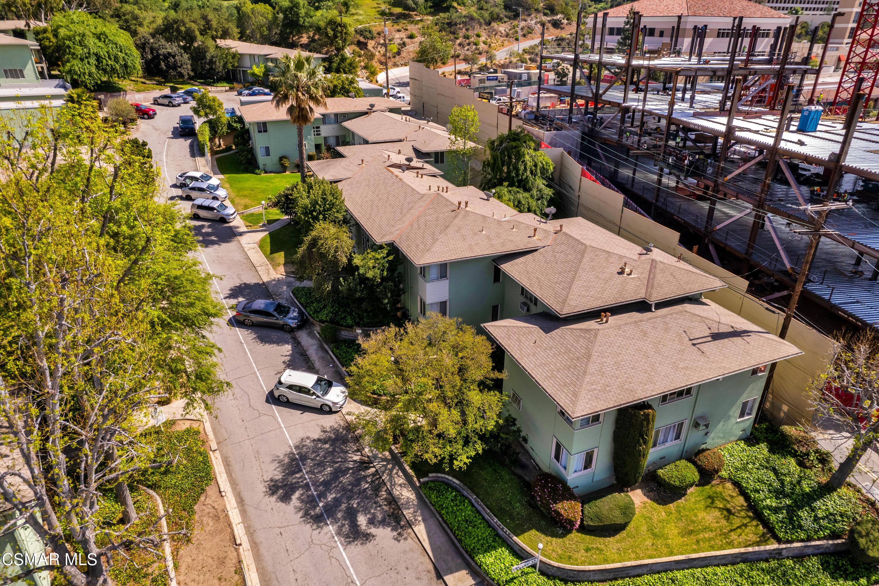 1550 North Verdugo Road Glendale, CA 91208 - Photo 14 of 61 an aerial view of a houses with yard