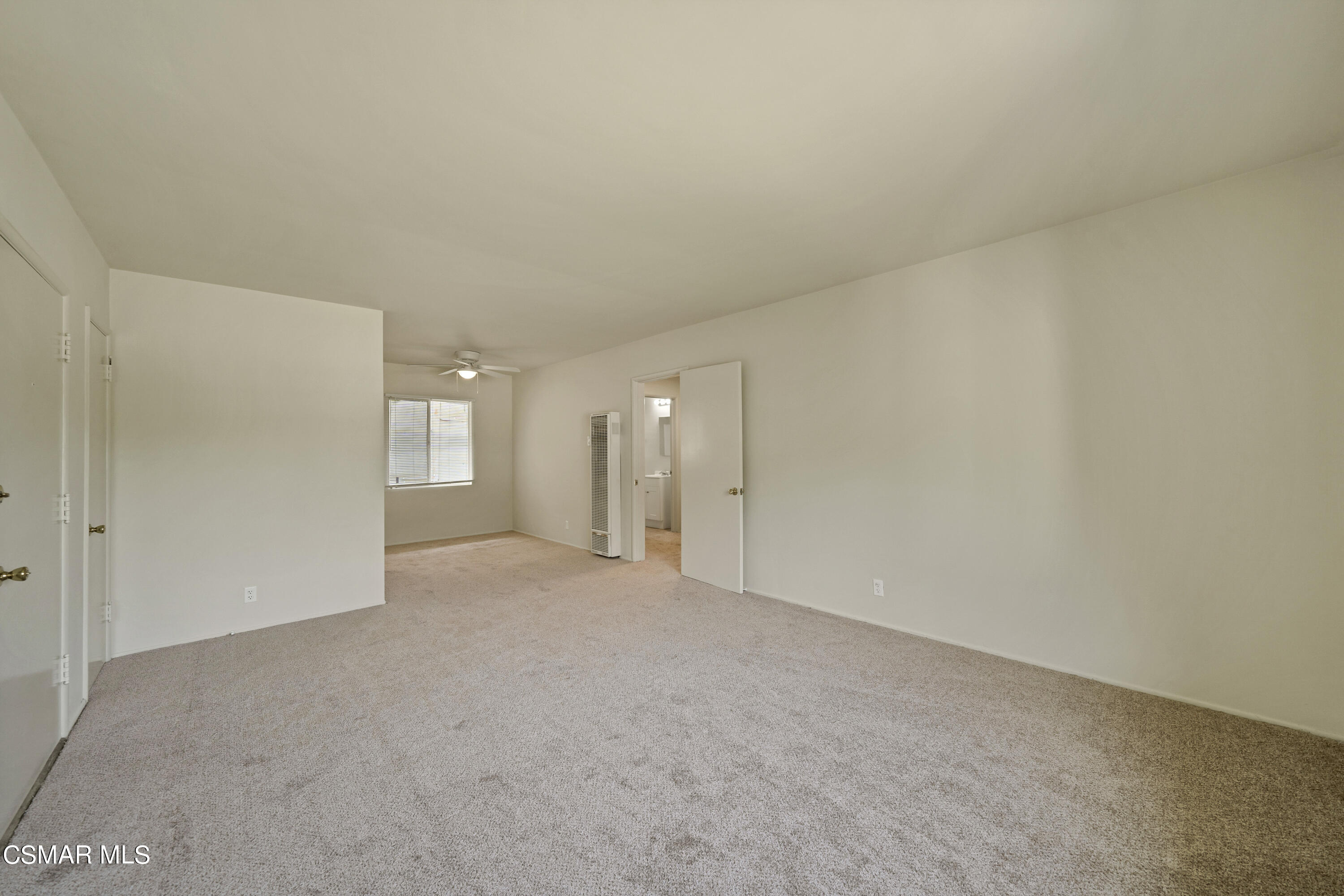 1550 North Verdugo Road Glendale, CA 91208 - Photo 53 of 61 a view of an empty room and a window