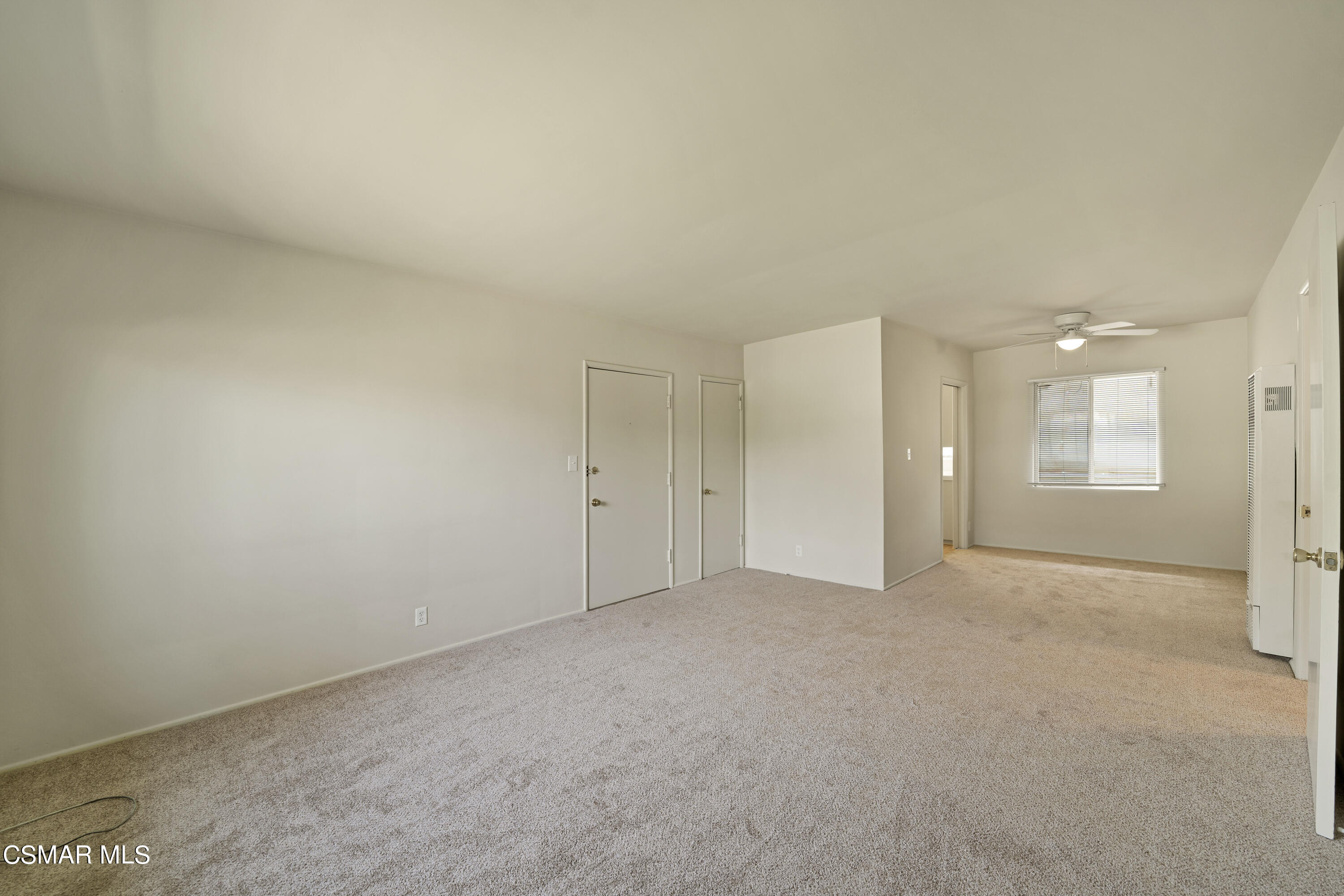 1550 North Verdugo Road Glendale, CA 91208 - Photo 54 of 61 a view of an empty room and window