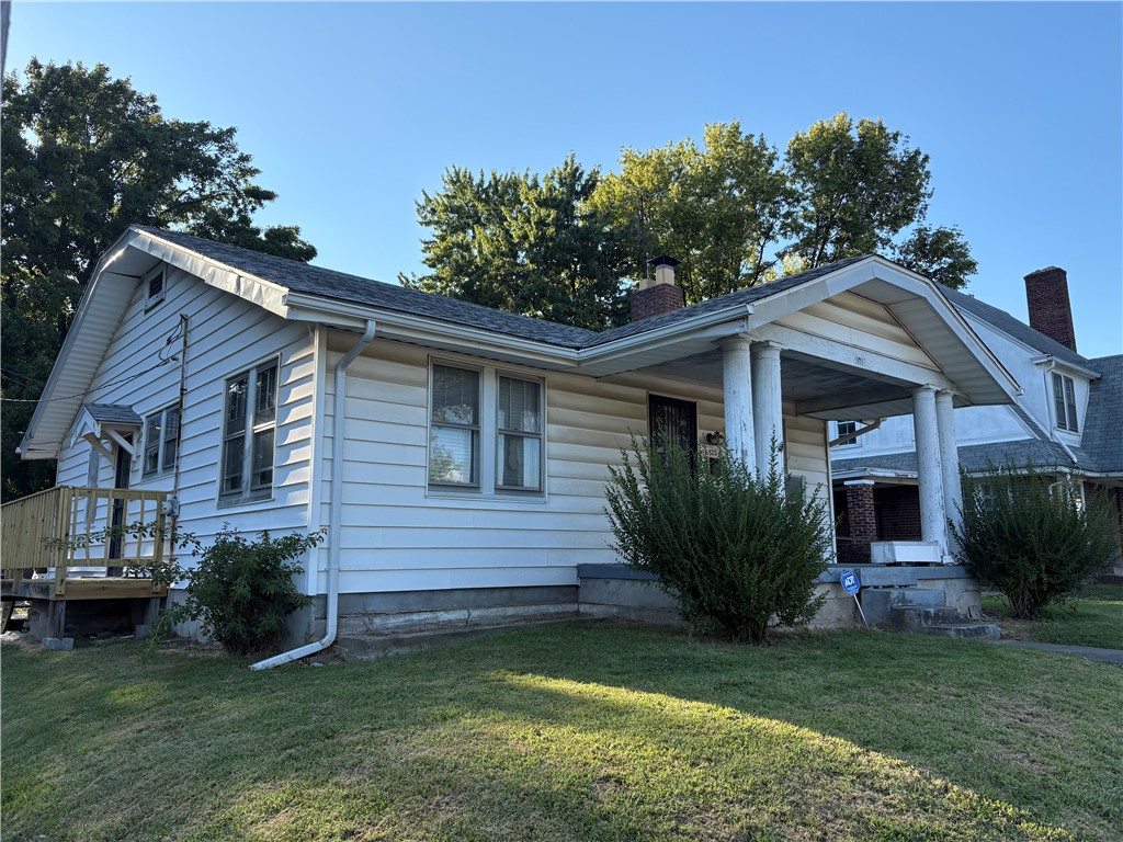 523 South Fairview Avenue Decatur, IL 62522 - Photo 1 of 1