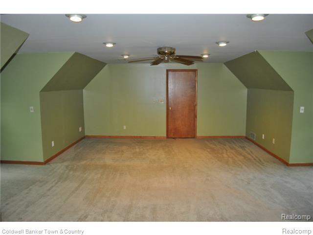 10861 Wynns Road Pinckney, MI 48169 - Photo 8 of 15 13.jpg