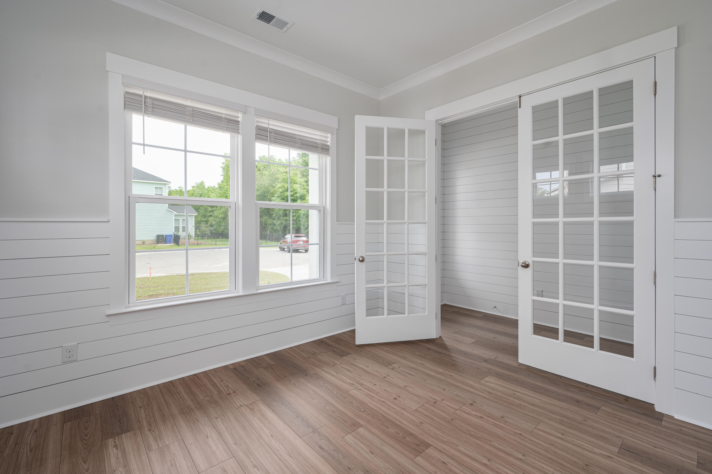 1411 Dahlia Rd Mount Mount Pleasant, SC 29464 - Photo 19 of 20 Office