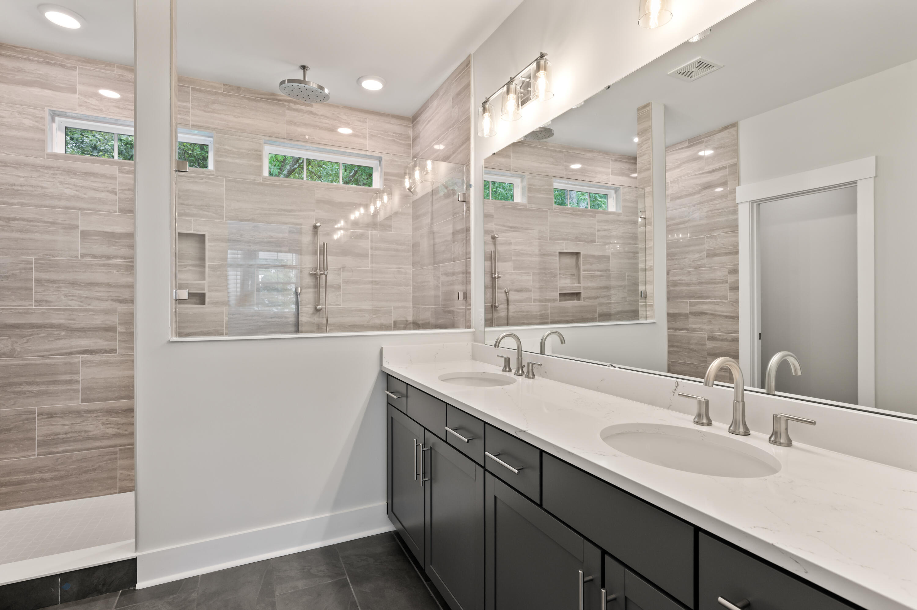 1411 Dahlia Rd Mount Mount Pleasant, SC 29464 - Photo 8 of 20 Bathroom(2)