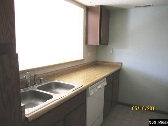 13994 Lear Boulevard Reno, NV 89506 - Photo 4 of 13 Photo 4