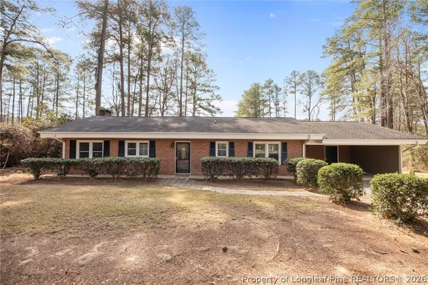 $540,000 | 117 Lakeview Drive, Whispering Pines, NC 28327