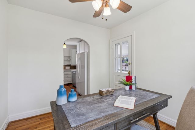 a close up of a bathtub curtain