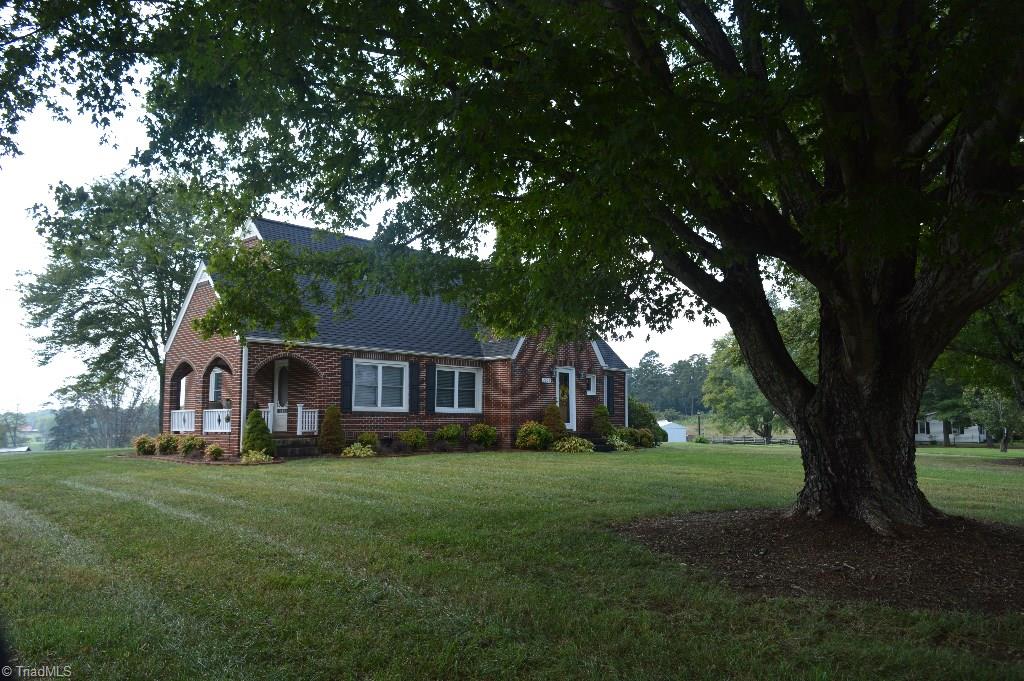 2808 Siloam Road Mount Airy, NC 27030 - Photo 29 of 29 Gallery Image 29