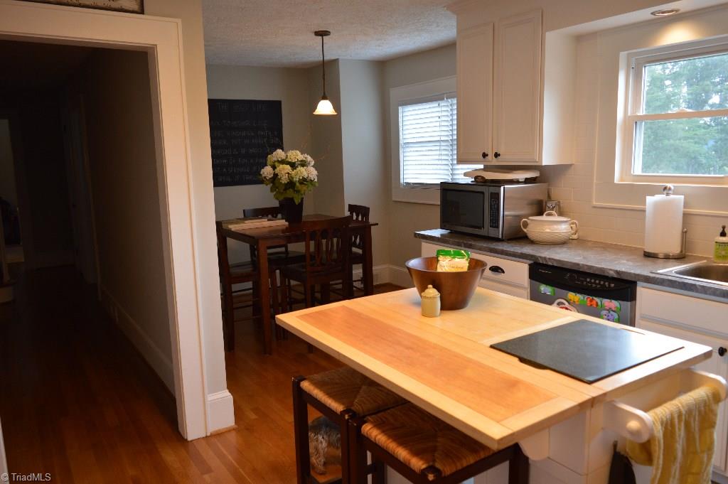 2808 Siloam Road Mount Airy, NC 27030 - Photo 5 of 29 Gallery Image 5