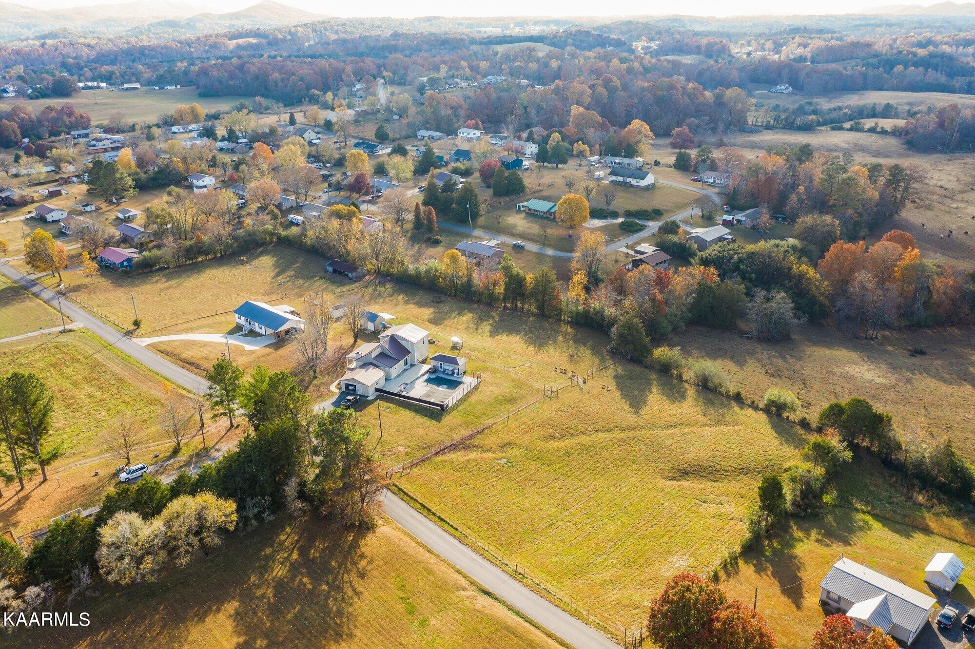 149 Lee Road Tellico Plains, TN 37385 - Photo 33 of 33 Gallery Image 33