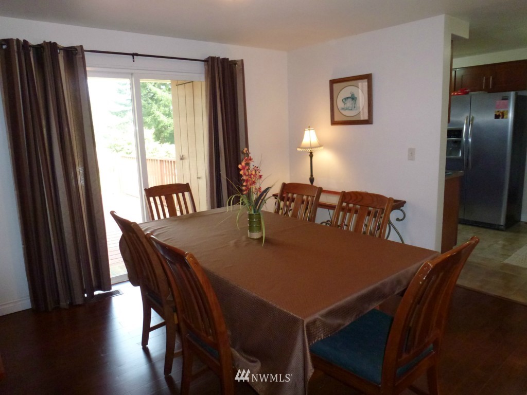 406 Old Hill Road Aberdeen, WA 98520 - Photo 4 of 25 Gallery Image 4