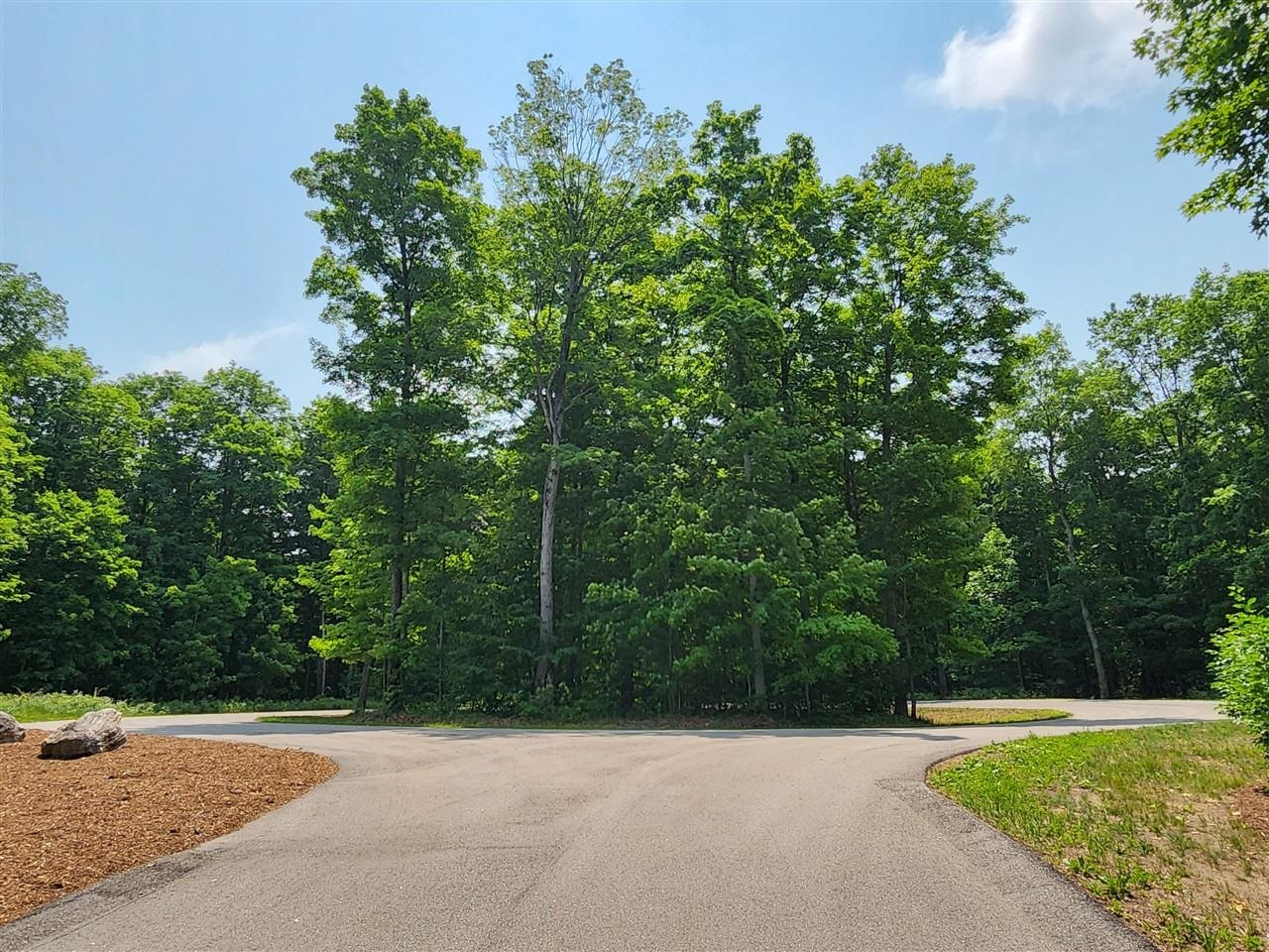 32 Goshawk Ridge Traverse City, MI 49684 - Photo 9 of 20