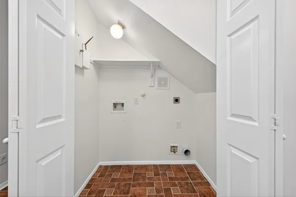 $2,000 | 1229 Verde Trails Drive, Houston, TX 77073