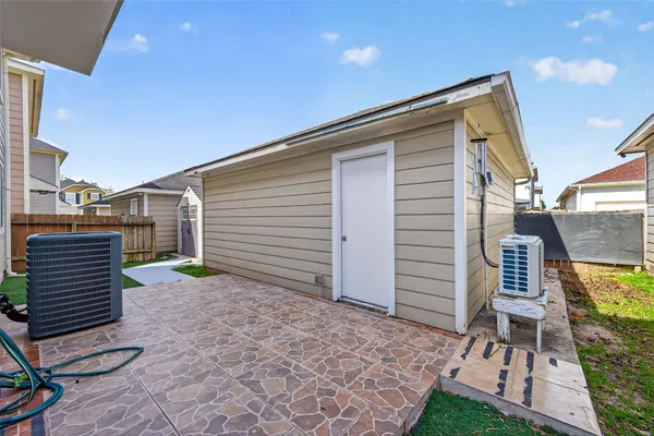 $2,000 | 1229 Verde Trails Drive, Houston, TX 77073