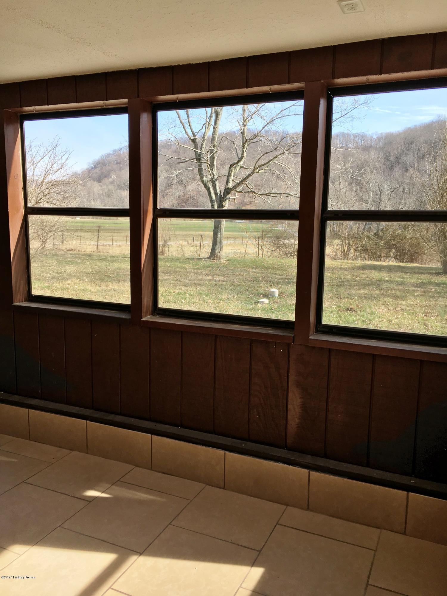 5300 Pendleton Road Louisville, KY 40272 - Photo 69 of 92 Pendleton-porch9