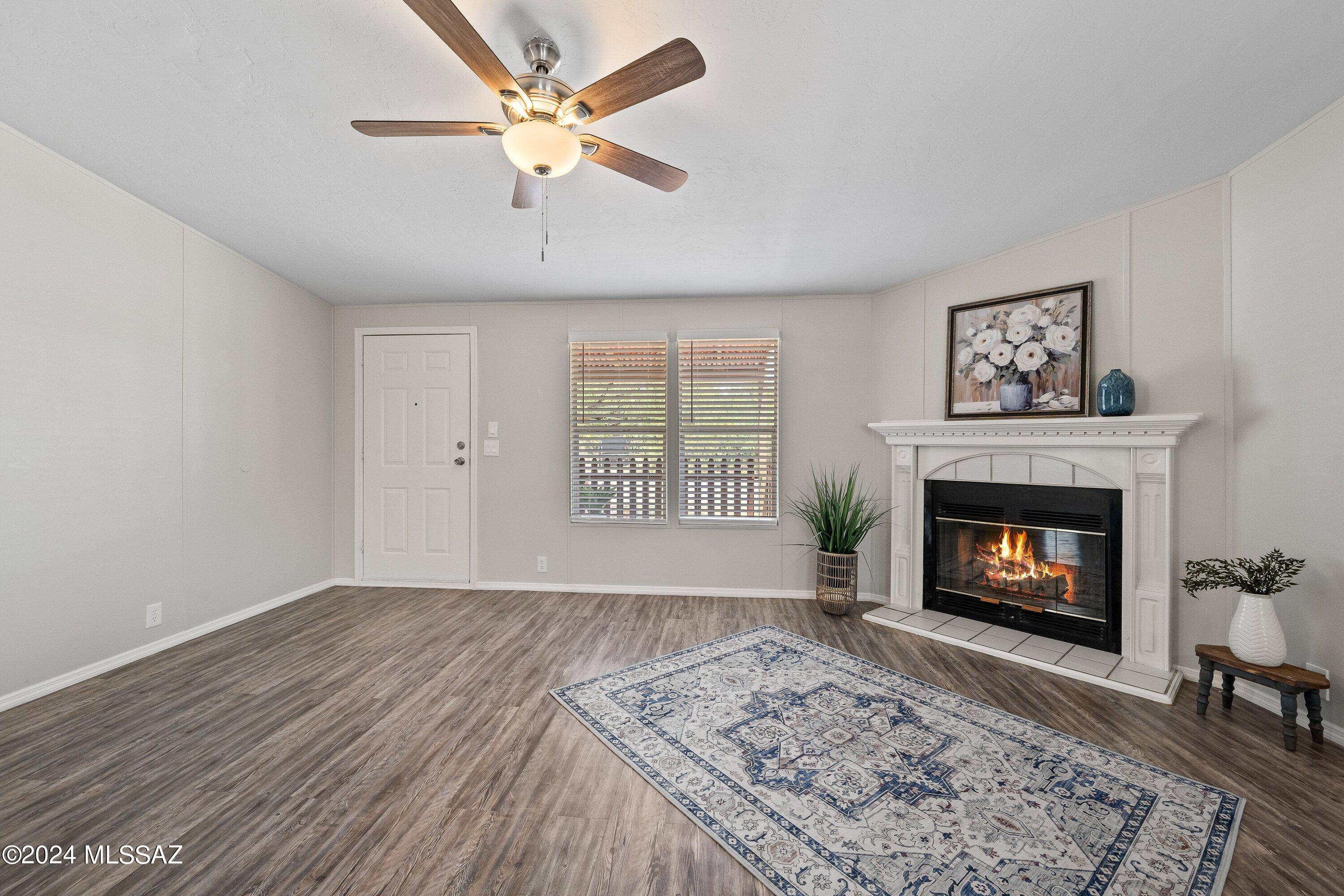 14541 North Bowman Road Tucson, AZ 85739 - Photo 9 of 25 Living Area