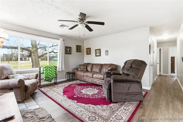 $194,900 | 2840 County Road 600 East, Scottsburg, IN 47170