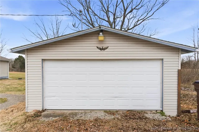 $194,900 | 2840 County Road 600 East, Scottsburg, IN 47170