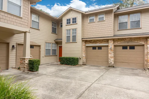 $2,100 | 57 Scarlet Woods Court, The Woodlands, TX 77380