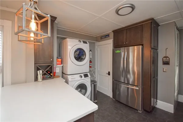 $8,000 | 16 Vaughan Avenue, Unit 2, Newport, RI 02840