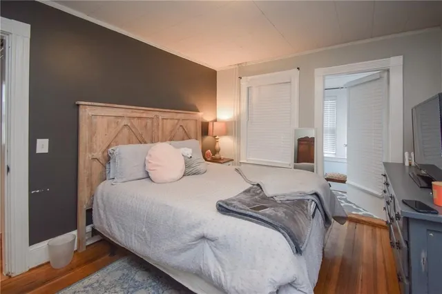 $8,000 | 16 Vaughan Avenue, Unit 2, Newport, RI 02840