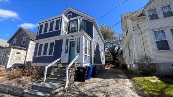 $8,000 | 16 Vaughan Avenue, Unit 2, Newport, RI 02840