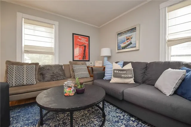 $8,000 | 16 Vaughan Avenue, Unit 2, Newport, RI 02840