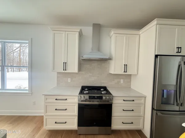 $629,900 | 15 Blue Aster Lane, Malta, NY 12020