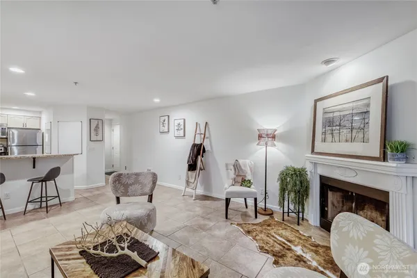 $435,000 | 15805 Waynita Way Northeast, Unit D107, Bothell, WA 98011