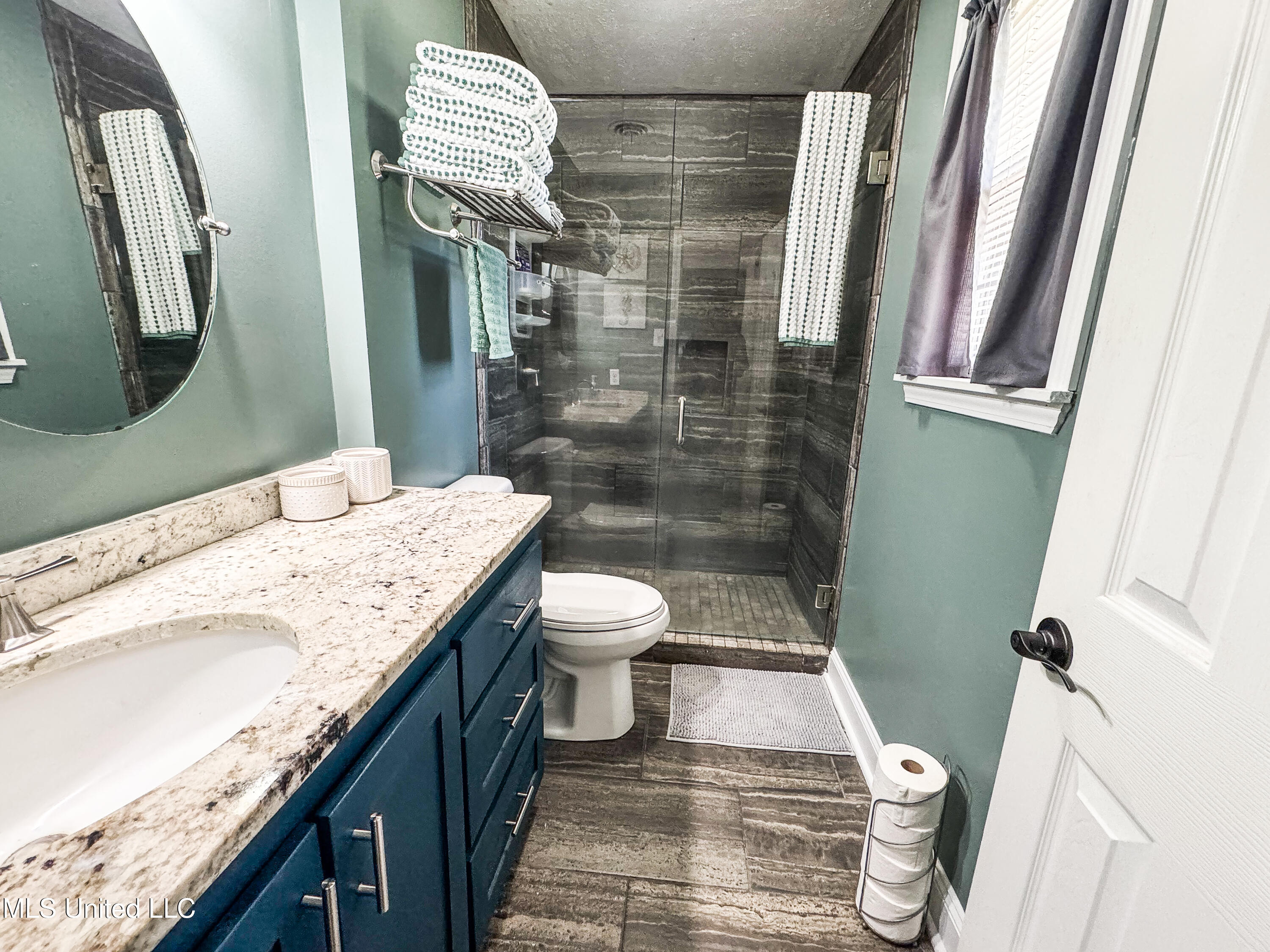 35 Pecan Way Natchez, MS 39120 - Photo 20 of 37 IMG_5010