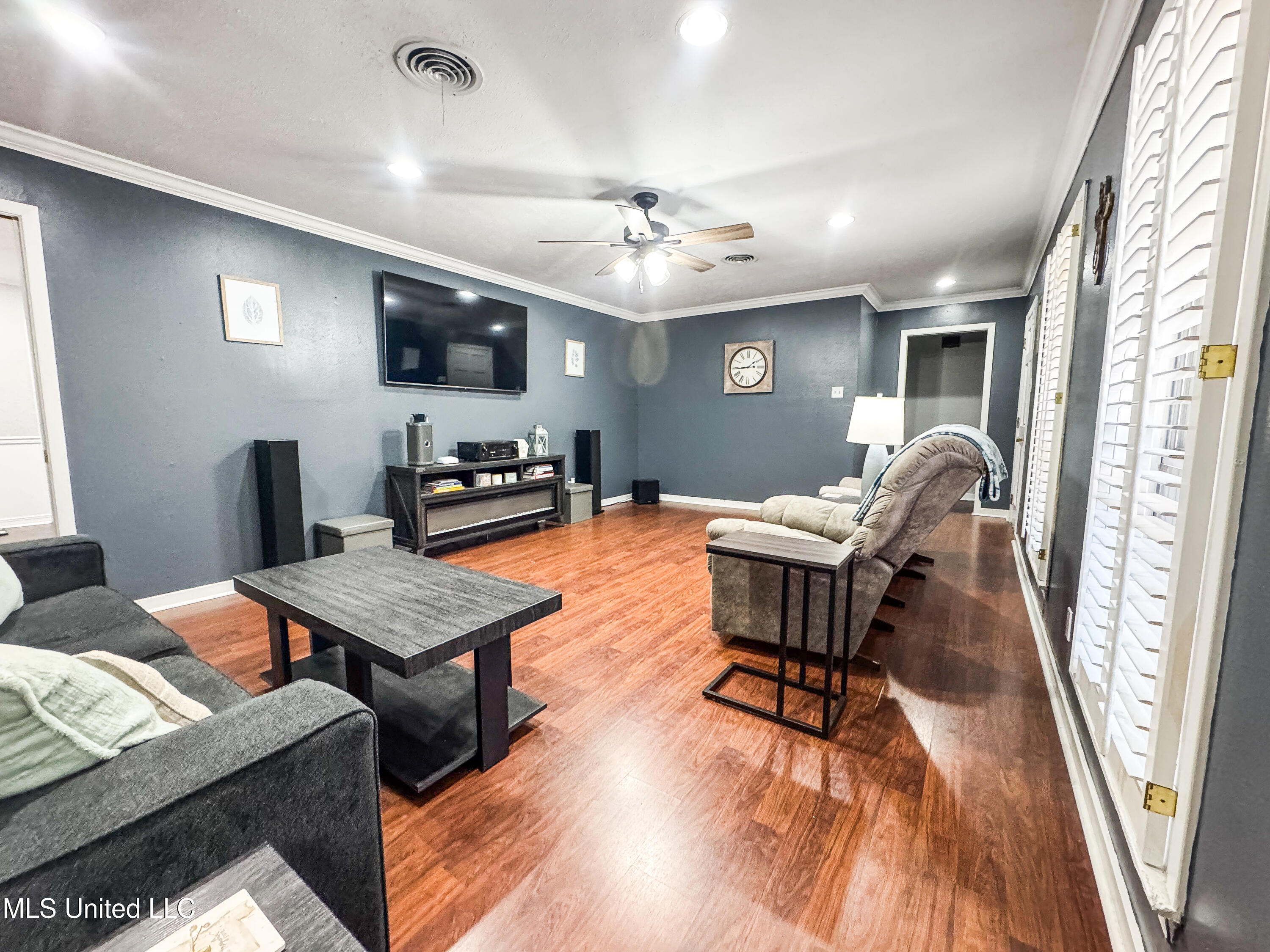 35 Pecan Way Natchez, MS 39120 - Photo 6 of 37 IMG_5050