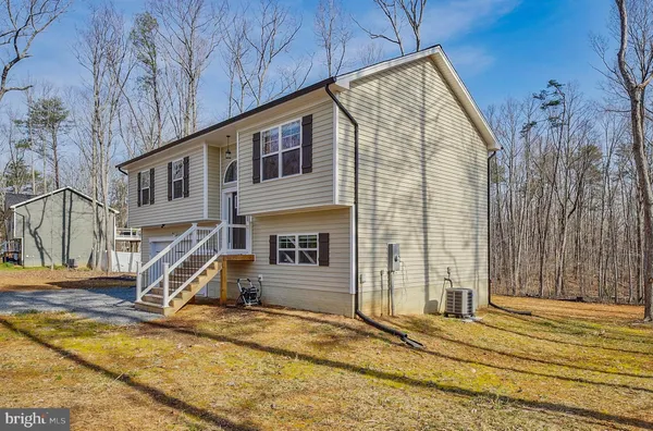 $2,550 | 9115 Granite Springs Road, Spotsylvania, VA 22551