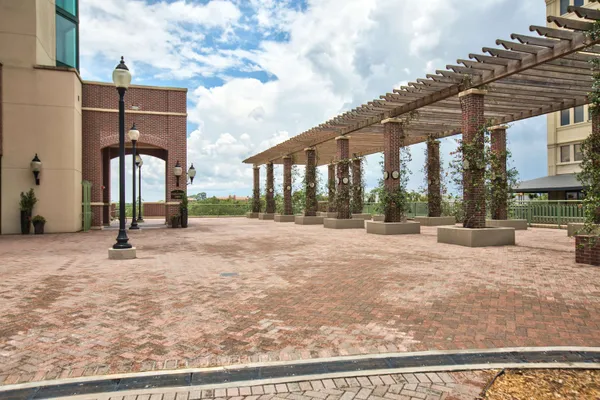 $2,400 | 300 South Duval Street, Unit 1603, Tallahassee, FL 32301
