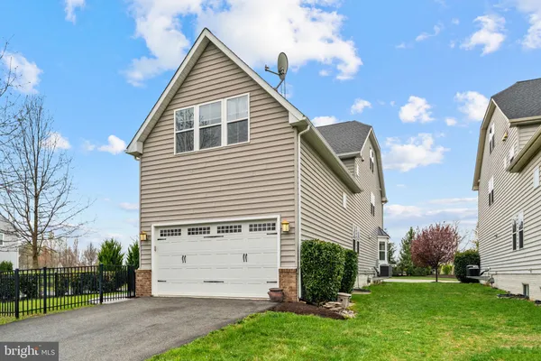 $1,199,980 | 24960 McNair Place, Aldie, VA 20105