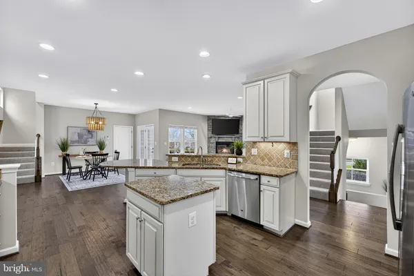 $1,199,980 | 24960 McNair Place, Aldie, VA 20105