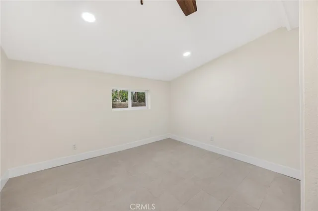 $2,350 | 3105 Madison Street, Unit 1/2, Riverside, CA 92504