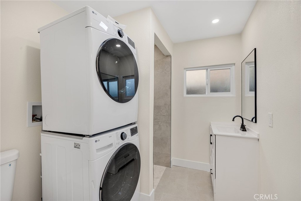 3105 Madison Street, Unit 1/2 Riverside, CA 92504 - Photo 4 of 17