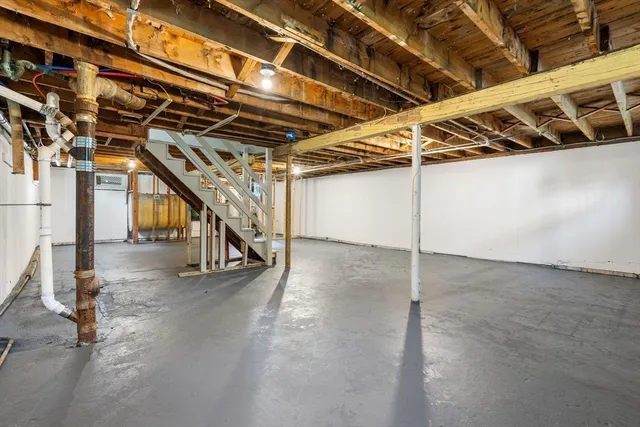 a view of an indoor garage