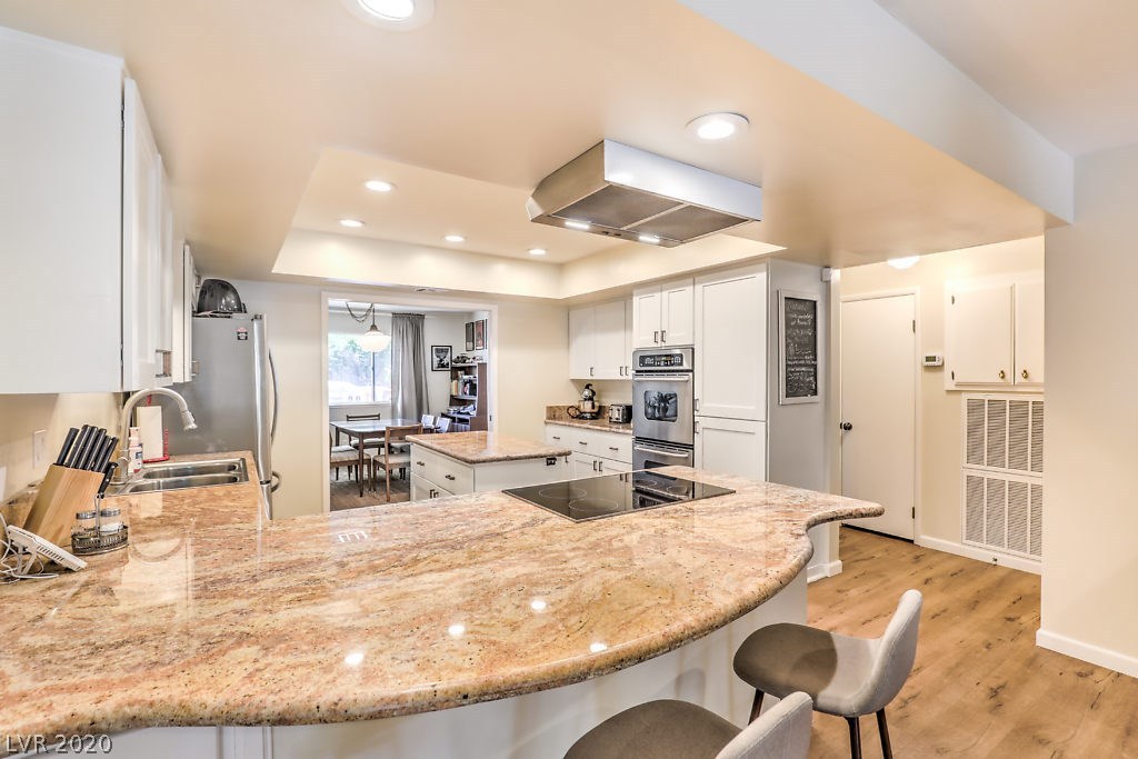 4541 Paseo El Rio Drive Las Vegas, NV 89121 - Photo 12 of 33